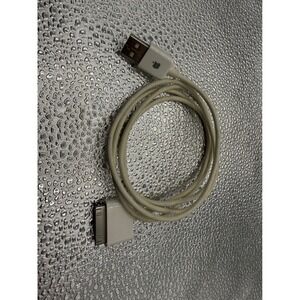Apple 30 Pin to USB Cable Charger Sync Cord White iPhone iPad iPod